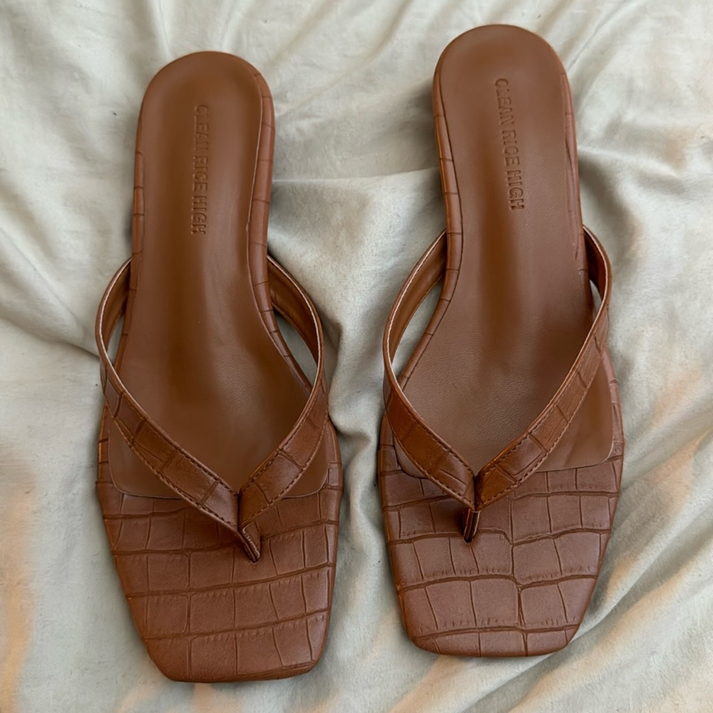 Brown kitten heel sandals
